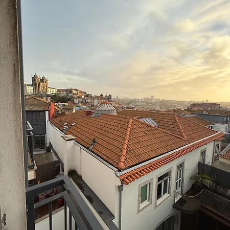 Flores Street - Center *